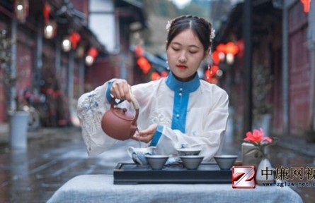 宜賓學(xué)院：社會(huì)實(shí)踐推廣茶文化 助力鄉(xiāng)村振興