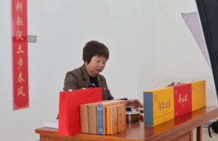 首章有桂茶益清——記福建省首章村黨支部書記、村委會主任陳桂清