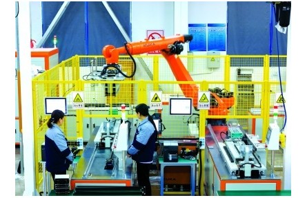 推動(dòng)科技創(chuàng)新和產(chǎn)業(yè)創(chuàng)新深度融合 形成因地制宜發(fā)展新質(zhì)生產(chǎn)力新路徑